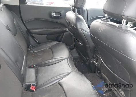 2020 Jeep Compass Latitude 4X4 из США, поврежденный, VIN 3C4NJDBB0LT164610